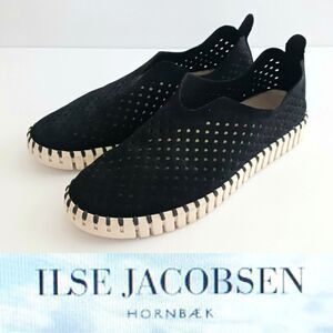 Isle Jacobsen Tulip Slip On Blk Microfiber Perforated Suede EU 39 US 8.5-9
